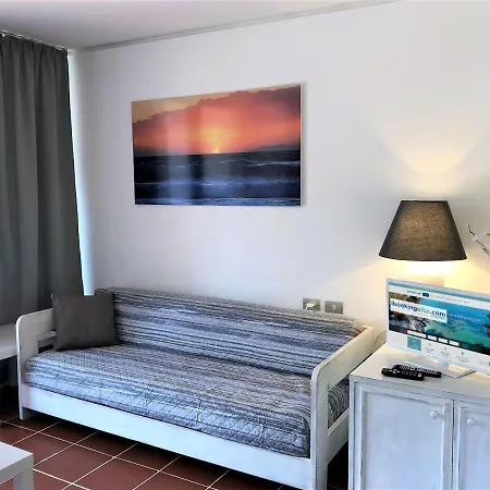 Scaglieri Mare By Argonautivacanze بورتوفيرّايو